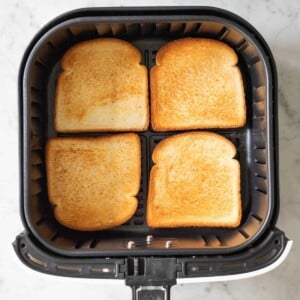 How Do You Make Toast In An Air Fryer