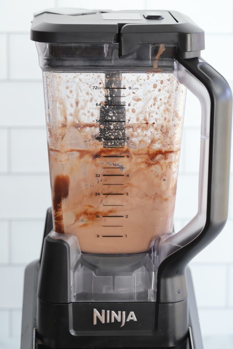 How To Make Chocolate Milkshake In Blender